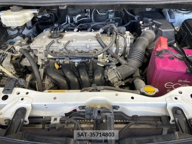 Toyota VOXY 2014-02 8210944-18