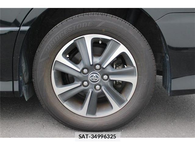 Toyota VOXY 2018-05 8210937-25
