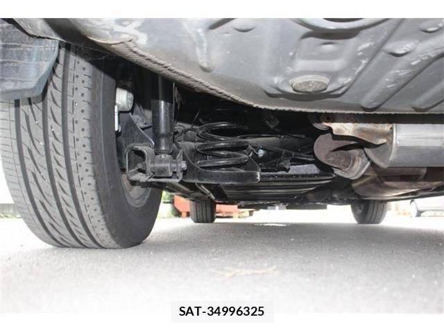 Toyota VOXY 2018-05 8210937-27