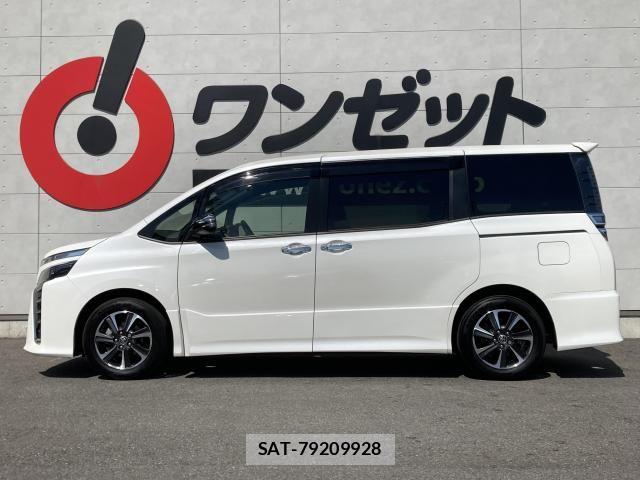 Toyota VOXY 2021-04 8210918-19