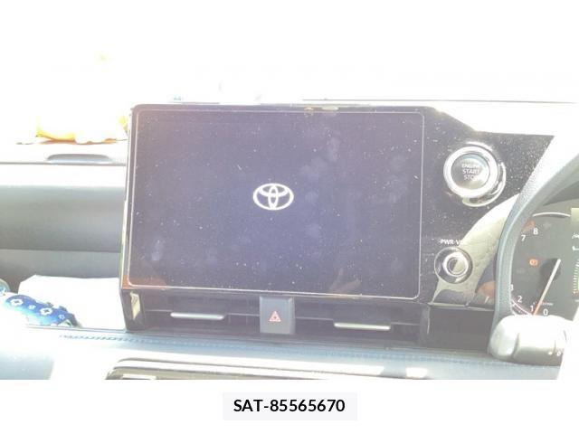 Toyota VOXY 2022-03 8210917-13