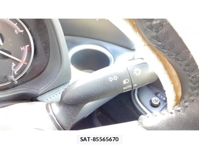 Toyota VOXY 2022-03 8210917-23