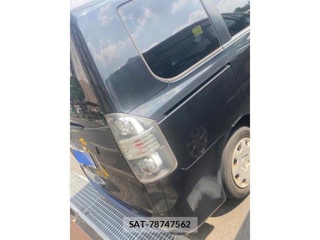 Toyota VOXY 2007-11 8232336-9