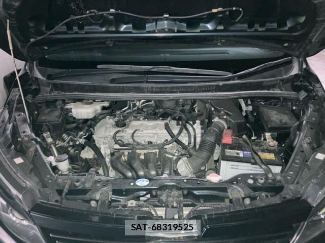 Toyota VOXY 2015-07 8232331-12