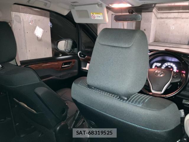 Toyota VOXY 2015-07 8232331-16