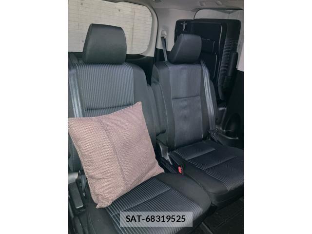 Toyota VOXY 2015-07 8232331-17