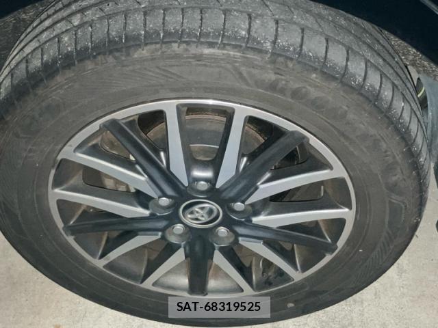 Toyota VOXY 2015-07 8232331-6