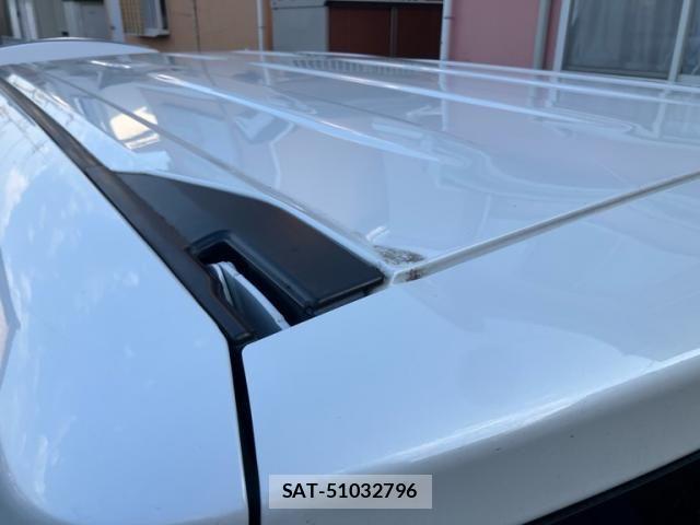 Toyota VOXY 2019-11 8232328-5
