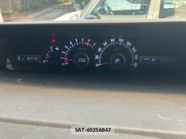 Toyota VOXY 2007-08 8232339-13