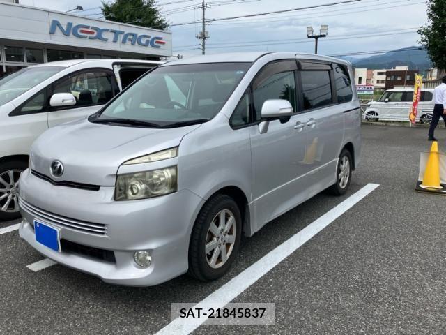 Toyota VOXY 2009-03 8232343-0