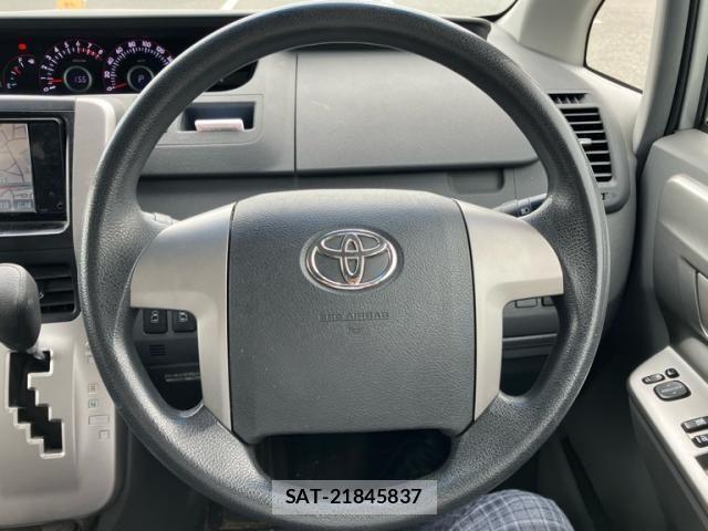 Toyota VOXY 2009-03 8232343-13