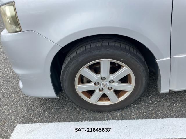 Toyota VOXY 2009-03 8232343-4