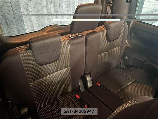Toyota VOXY 2020-05 8232325-10