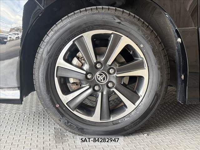 Toyota VOXY 2020-05 8232325-28