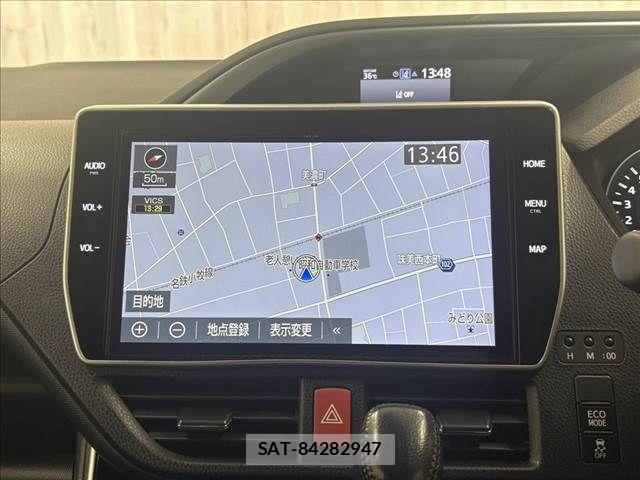 Toyota VOXY 2020-05 8232325-5