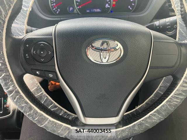 Toyota VOXY 2014-09 8232334-18