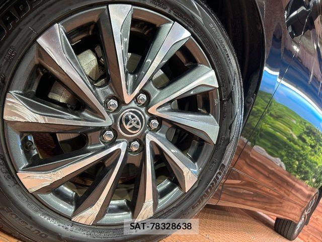 Toyota VOXY 2023-08 8232323-13