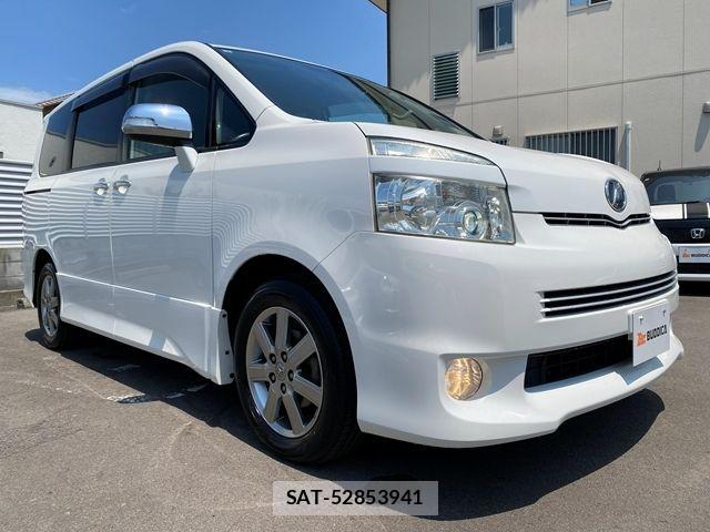 Toyota VOXY 2009-07 8232337-1
