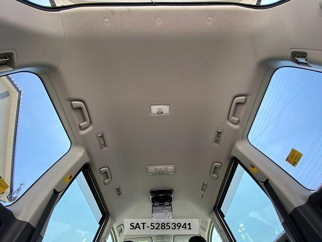 Toyota VOXY 2009-07 8232337-19