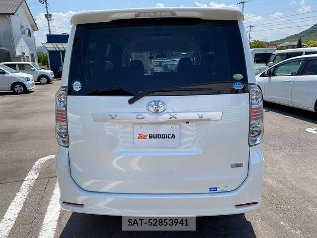 Toyota VOXY 2009-07 8232337-7