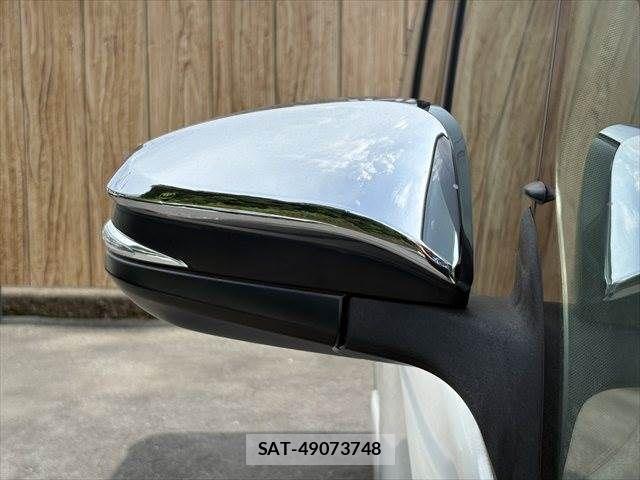 Toyota VOXY 2015-09 8232330-28