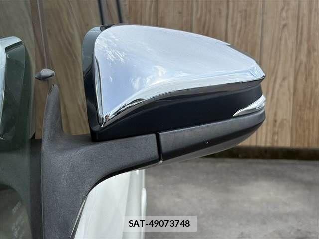 Toyota VOXY 2015-09 8232330-29