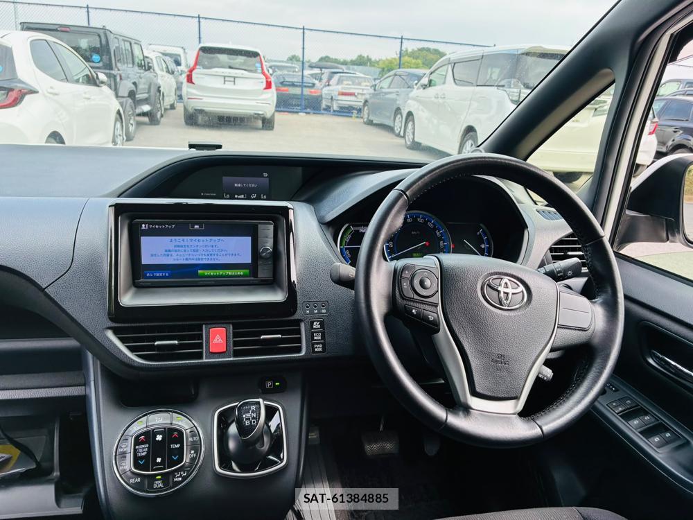 Toyota VOXY HYBRID 2014-09 8149530-13