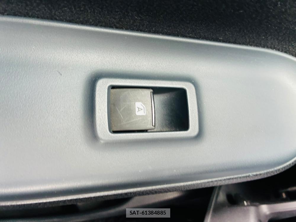 Toyota VOXY HYBRID 2014-09 8149530-23