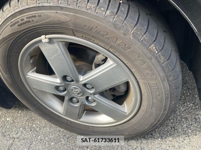 Toyota VOXY 2006-05 8232342-8