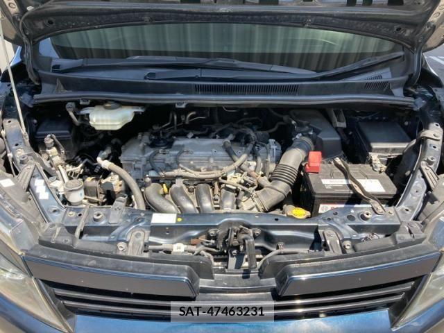 Toyota VOXY 2015-02 8232335-10