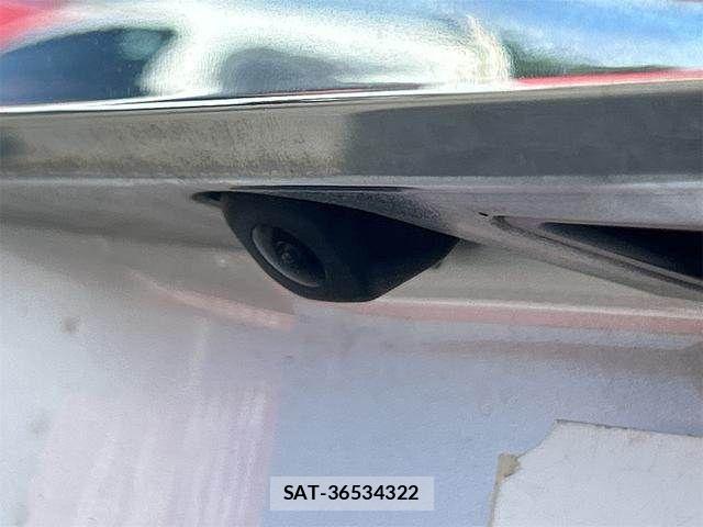 Toyota VOXY 2014-04 8232333-28