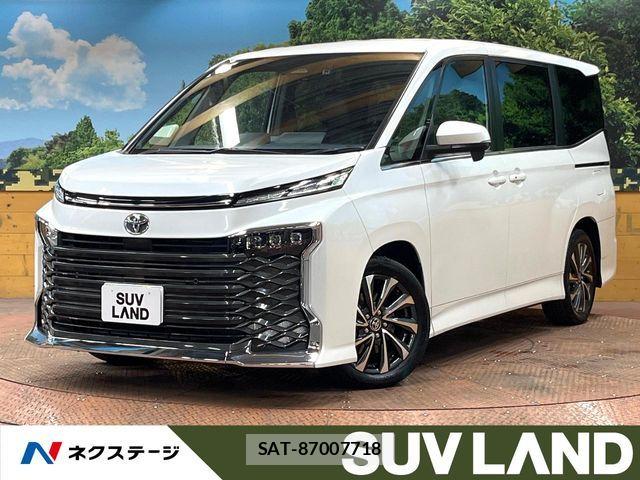Toyota VOXY 2024-05 8247108-0