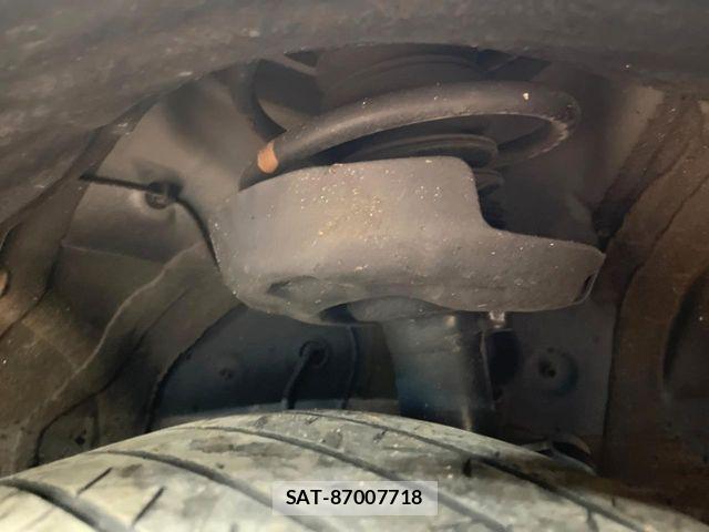 Toyota VOXY 2024-05 8247108-19