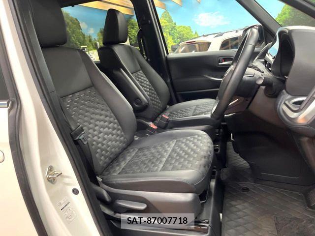 Toyota VOXY 2024-05 8247108-7