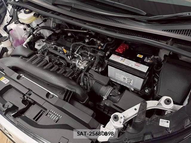 Toyota VOXY 2025-03 8247107-14