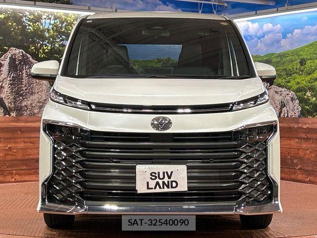 Toyota VOXY 2022-04 8247109-14