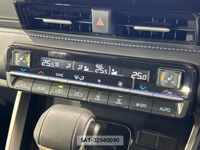 Toyota VOXY 2022-04 8247109-5