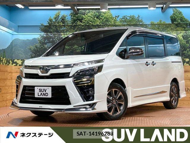 Toyota VOXY 2019-12 8247113-0