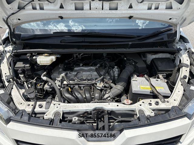 Toyota VOXY 2019-11 8247127-12