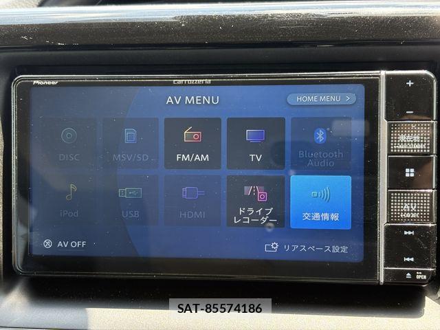 Toyota VOXY 2019-11 8247127-24
