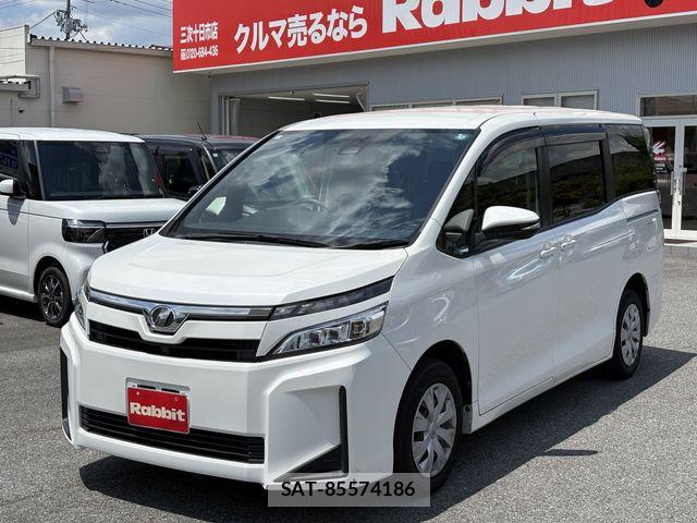 Toyota VOXY 2019-11 8247127-5