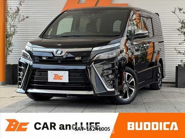 Toyota VOXY 2019-09 8247120-0