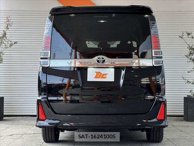 Toyota VOXY 2019-09 8247120-13