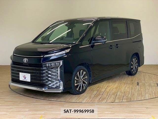 Toyota VOXY 2023-08 8247111-13
