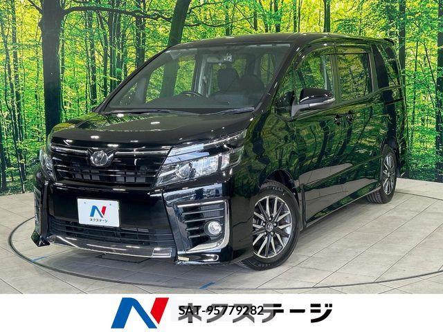 Toyota VOXY 2014-05 8247126-0