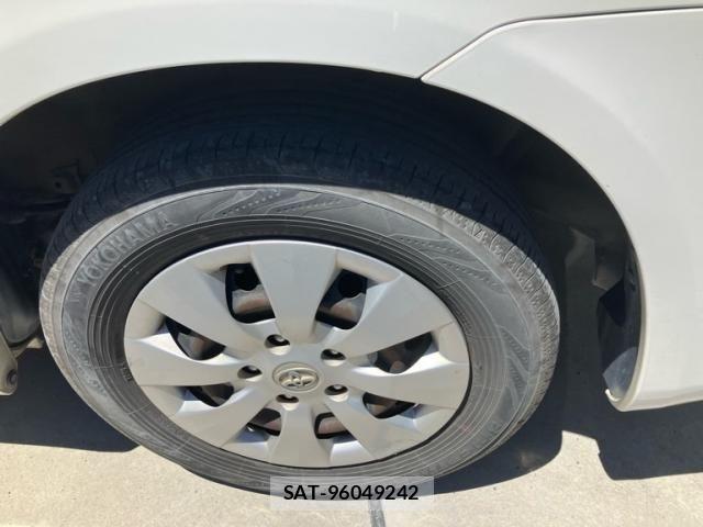 Toyota VOXY 2011-08 8247135-9
