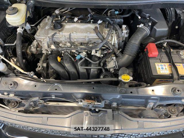 Toyota VOXY 2012-01 8247130-18
