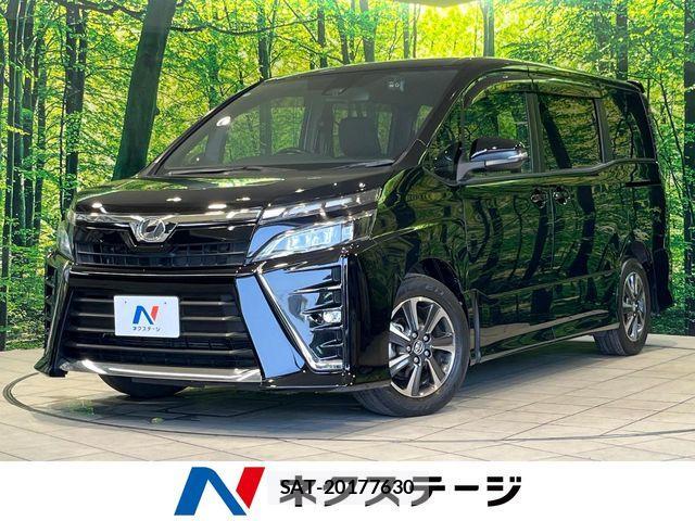 Toyota VOXY 2018-05 8247124-0