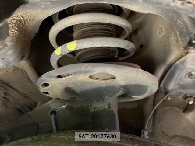 Toyota VOXY 2018-05 8247124-19