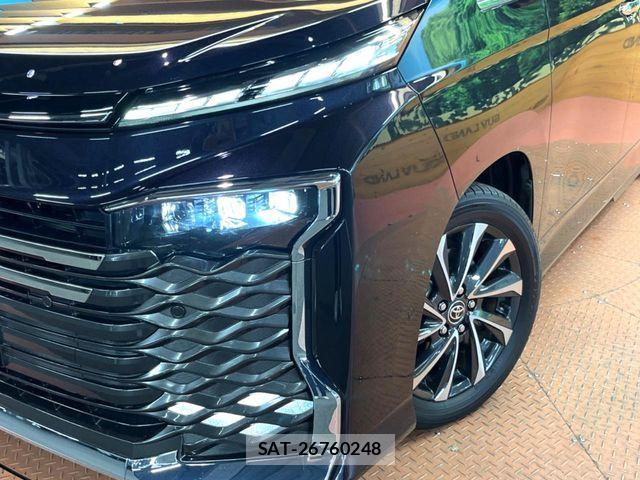 Toyota VOXY 2022-01 8247101-13